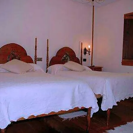 El Urogallo 2* San Pedro (Galicia)