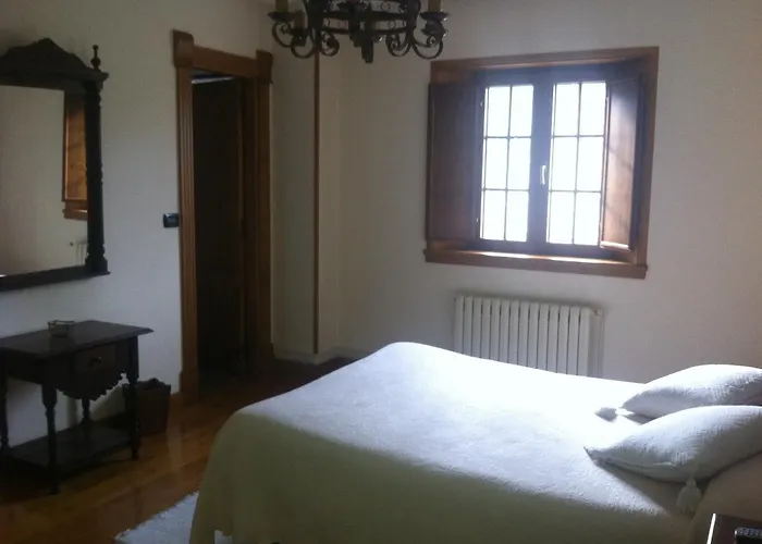 El Urogallo מלון